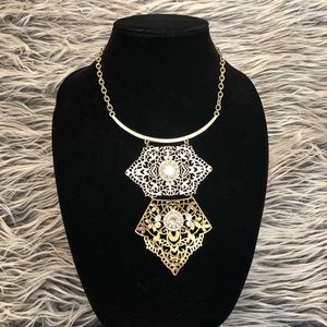 Gold Statement Necklace ✨